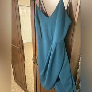 Women’s Lulus teal dress